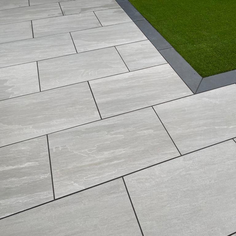 Kandla Grey Outdoor Porcelain Paving Slabs - 900x600x20 mm